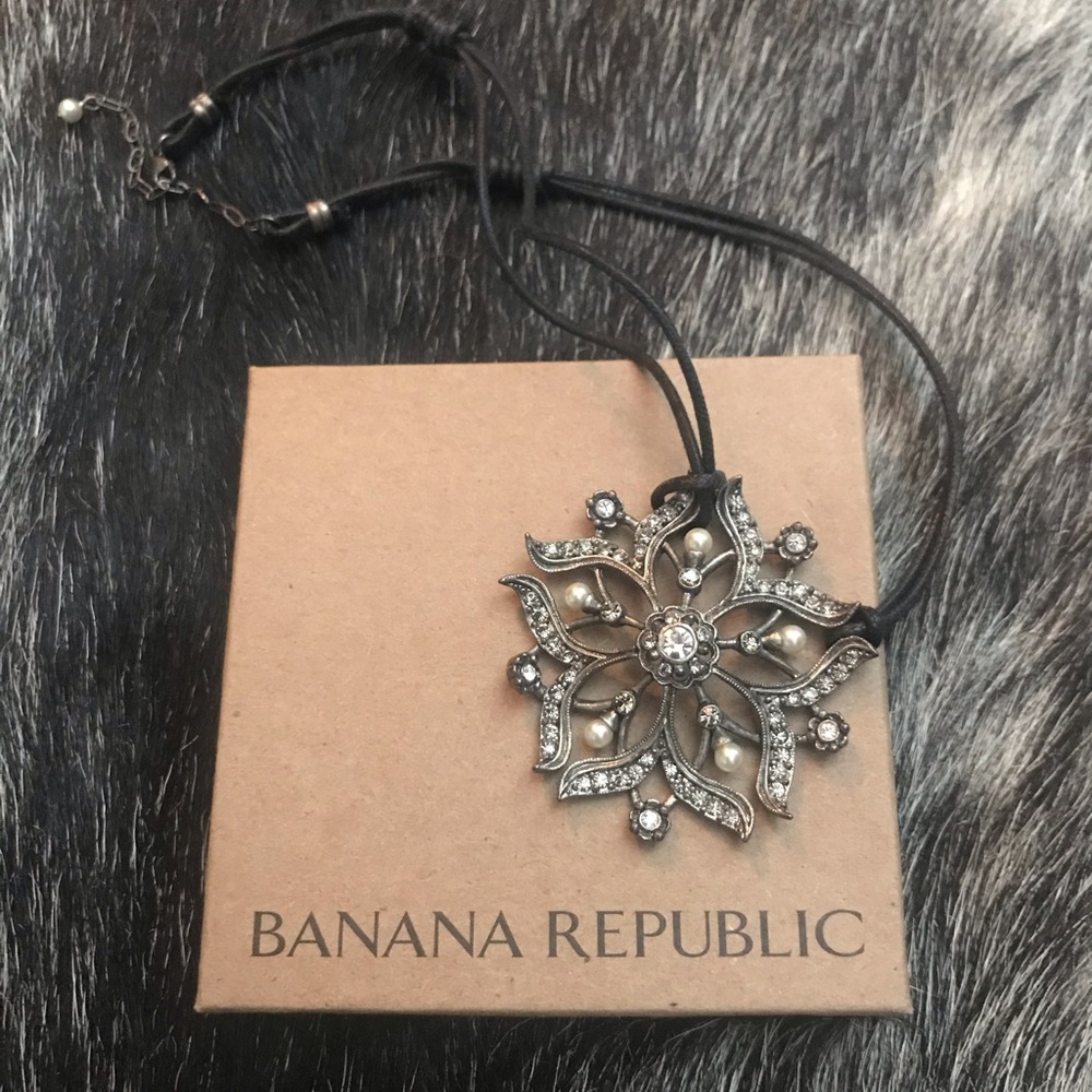 Banana Republic Necklace
